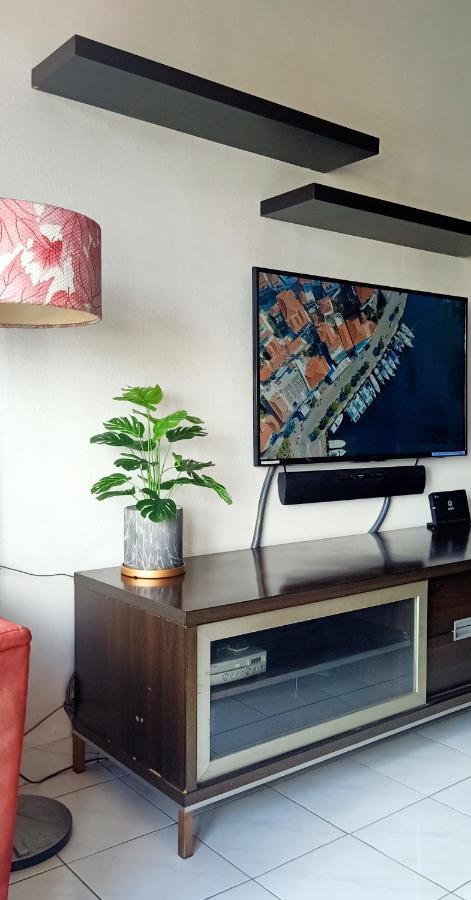 Suria Kipark Damansara 3R2B 950Sq Ft Apartment 쿠알라룸푸르 외부 사진
